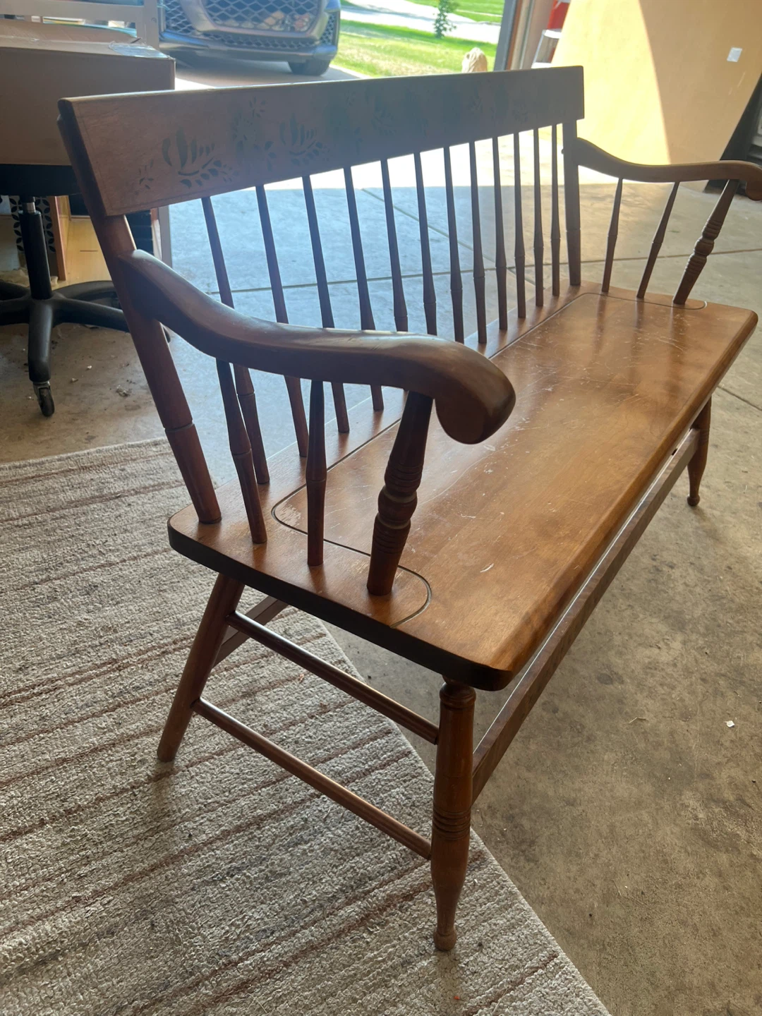 S. Bent & Bros Colonial Vintage Bench - photo 5