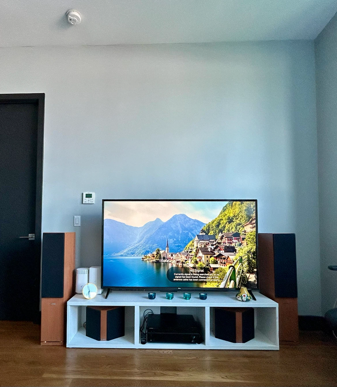 LG 65 inch UHD Smart TV with a working remote - photo 3