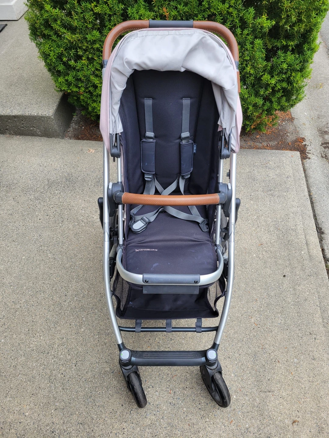 UPPAbaby Cruz v2 purchased 2024 - photo 3
