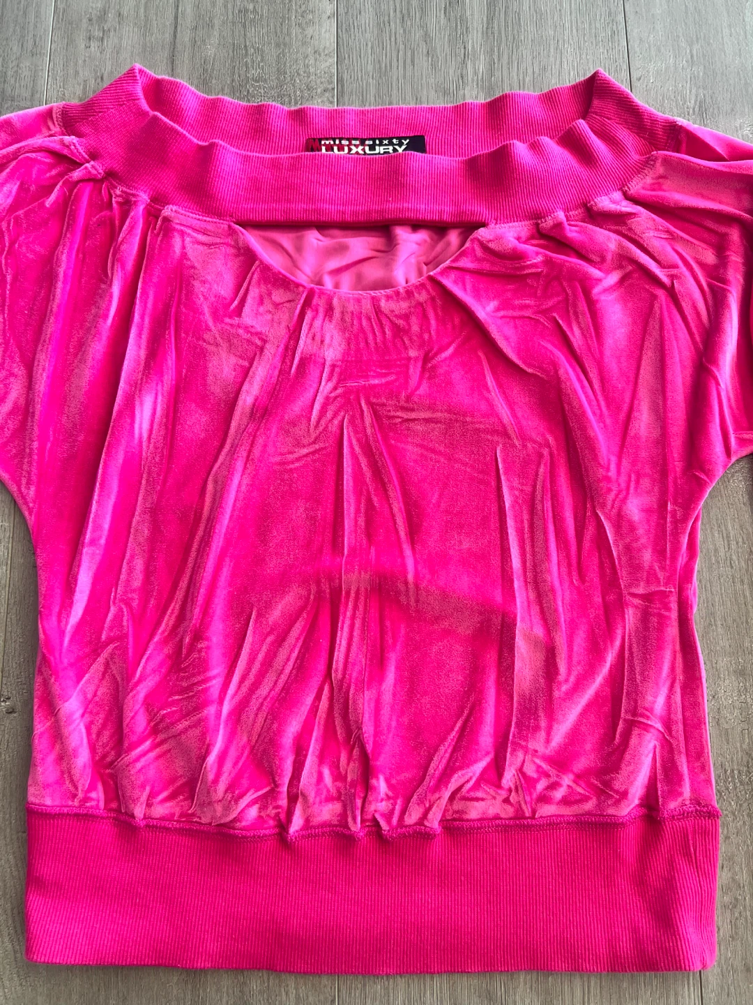 Miss Sixty Luxury Off The shoulder Top S / Hot Pink