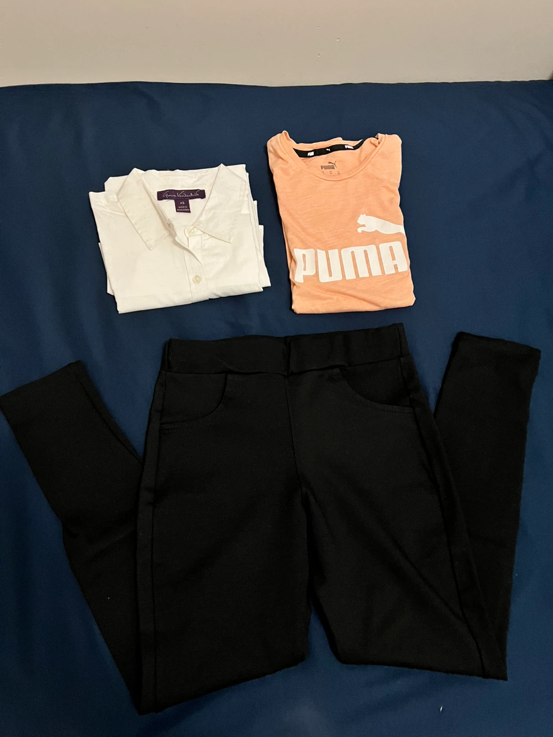 Gloria Vanderbilt Puma and Black Pants Set
