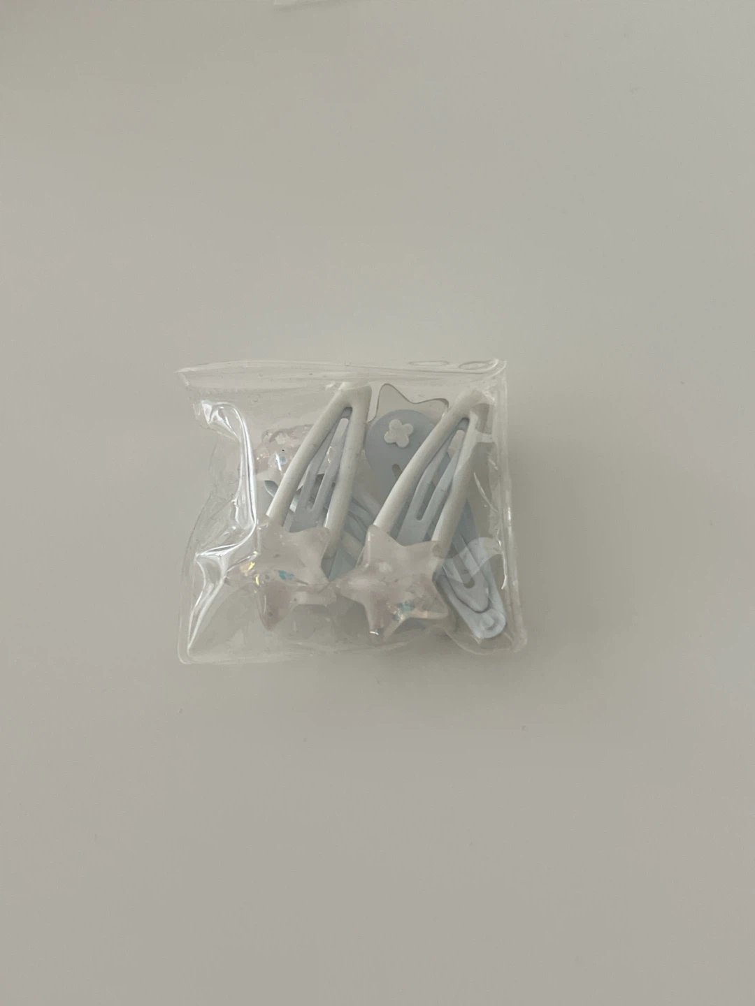 white clear star hairclip