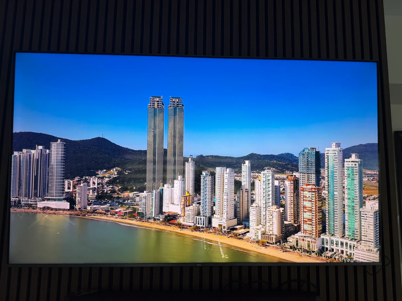 TCL 55” 5-Series QLED 4K Smart TV - photo 4