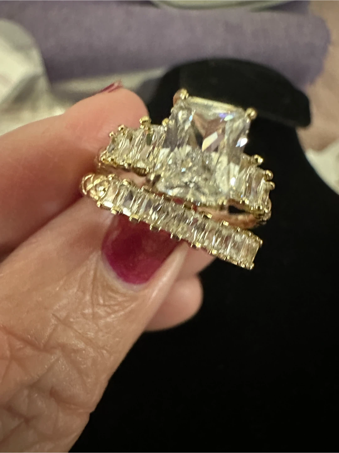 14k Gold laminated ring set with clear stones - photo 3