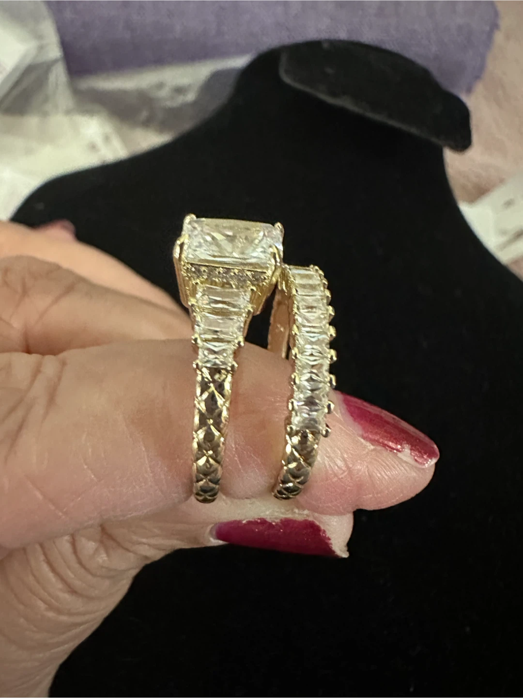 14k Gold laminated ring set with clear stones - photo 4