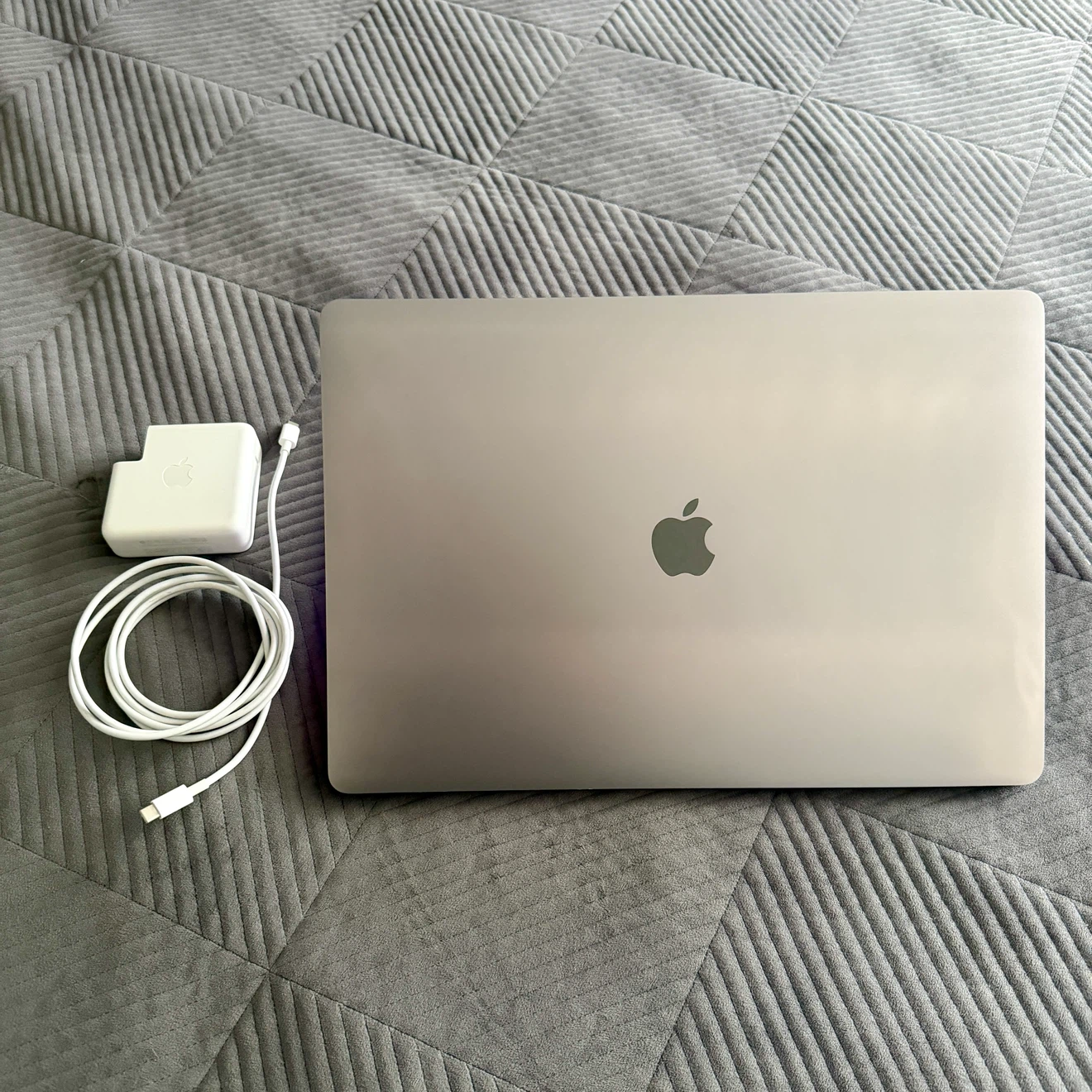 i9 / 1TB / Macbook Pro 2019, 16"/ 16GB RAM - photo 3