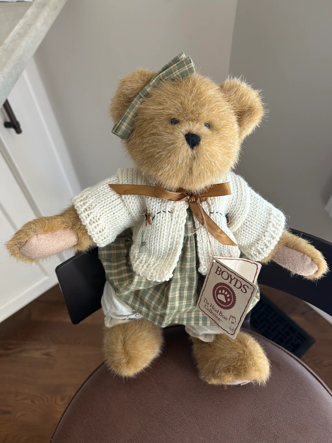 ADORABLE VINTAGE JOINTED BOYDS BEAR (READ LISTING) - photo 2