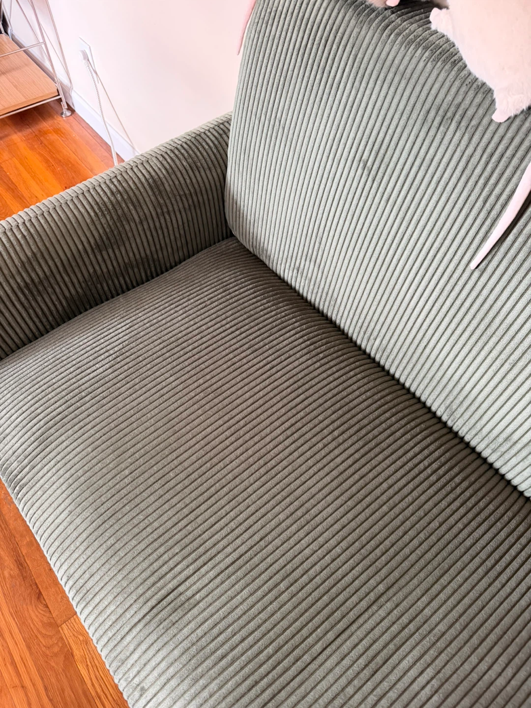 Green loveseat - photo 3