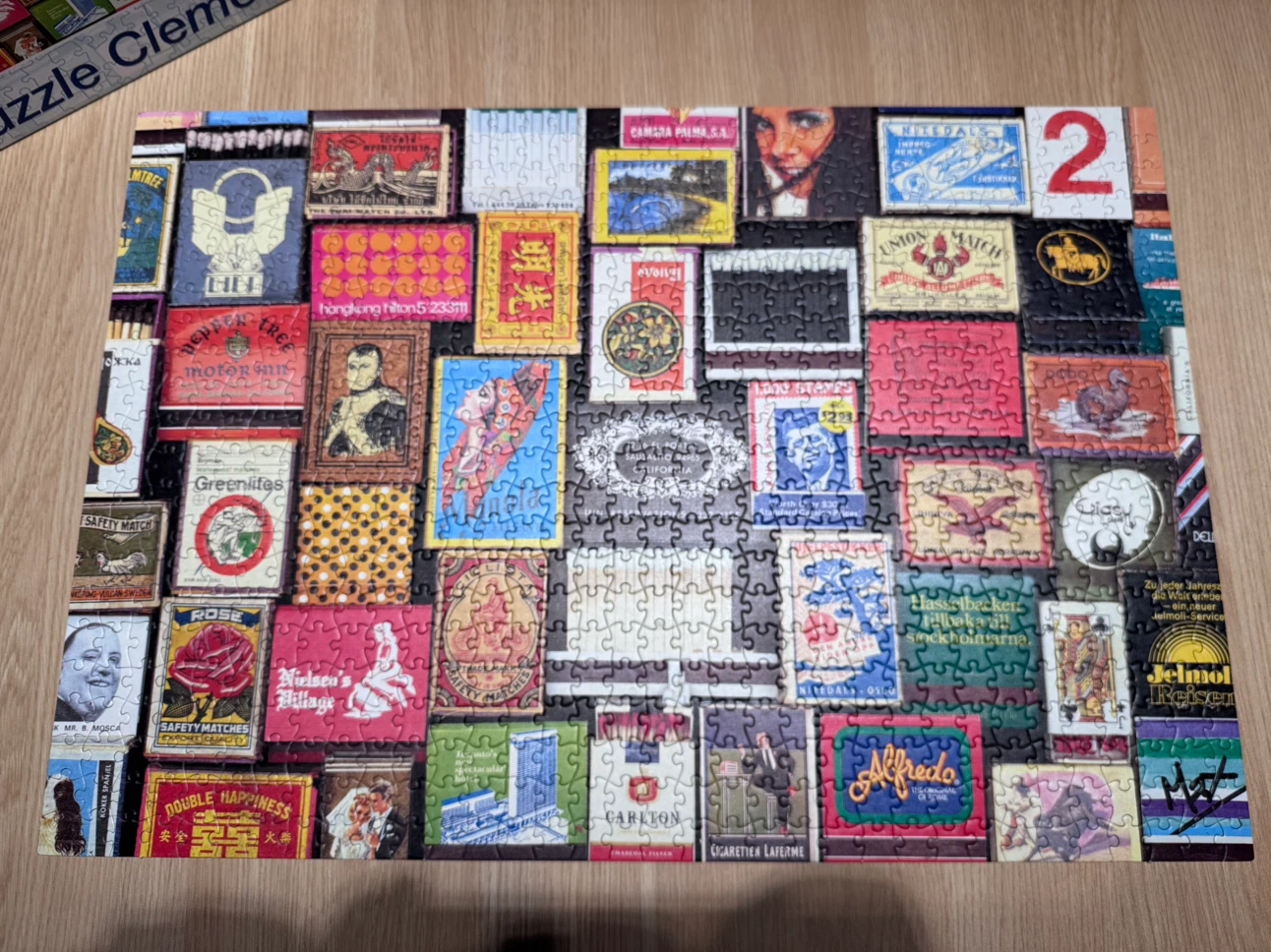 Clementoni 750 Piece Matchbox Collection Puzzle - photo 2