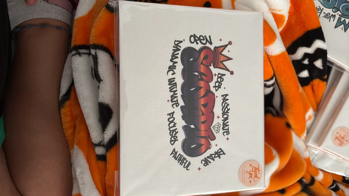 Graffiti Art Print "Queen" - Keep Passionate Brave - photo 2