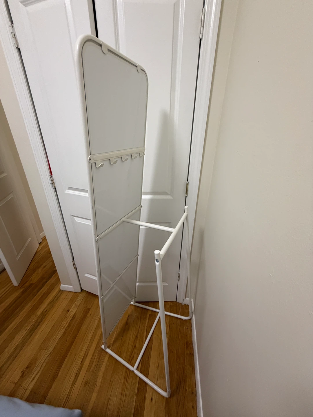 IKEA KNAPPER floor mirror white - photo 5
