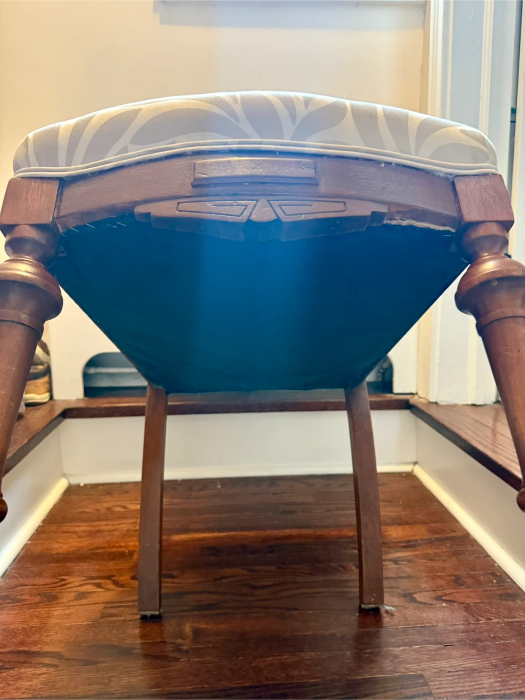 Vintage Accent Chair - photo 4