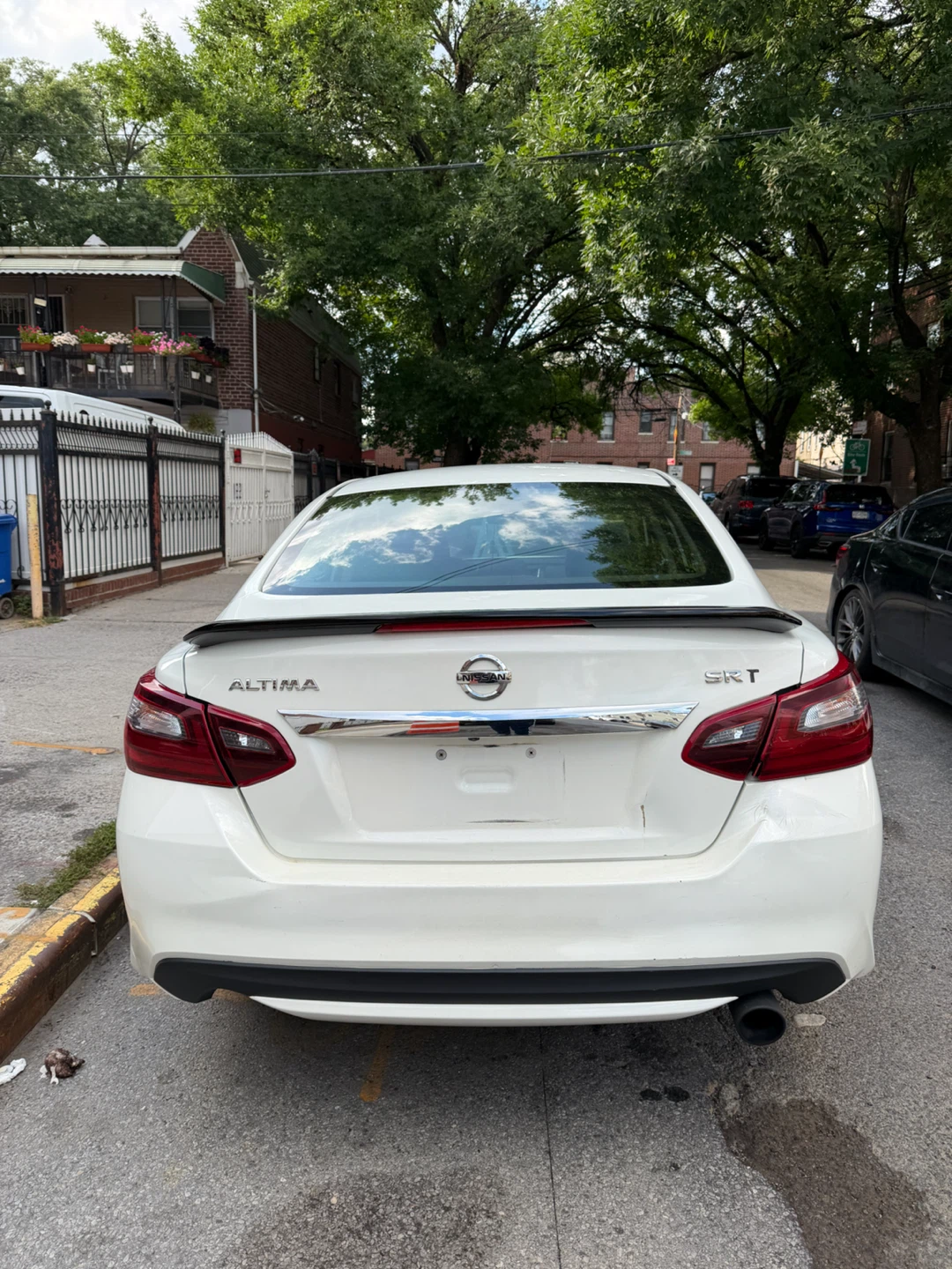 2018 White Nissan Altima Sedan - photo 5