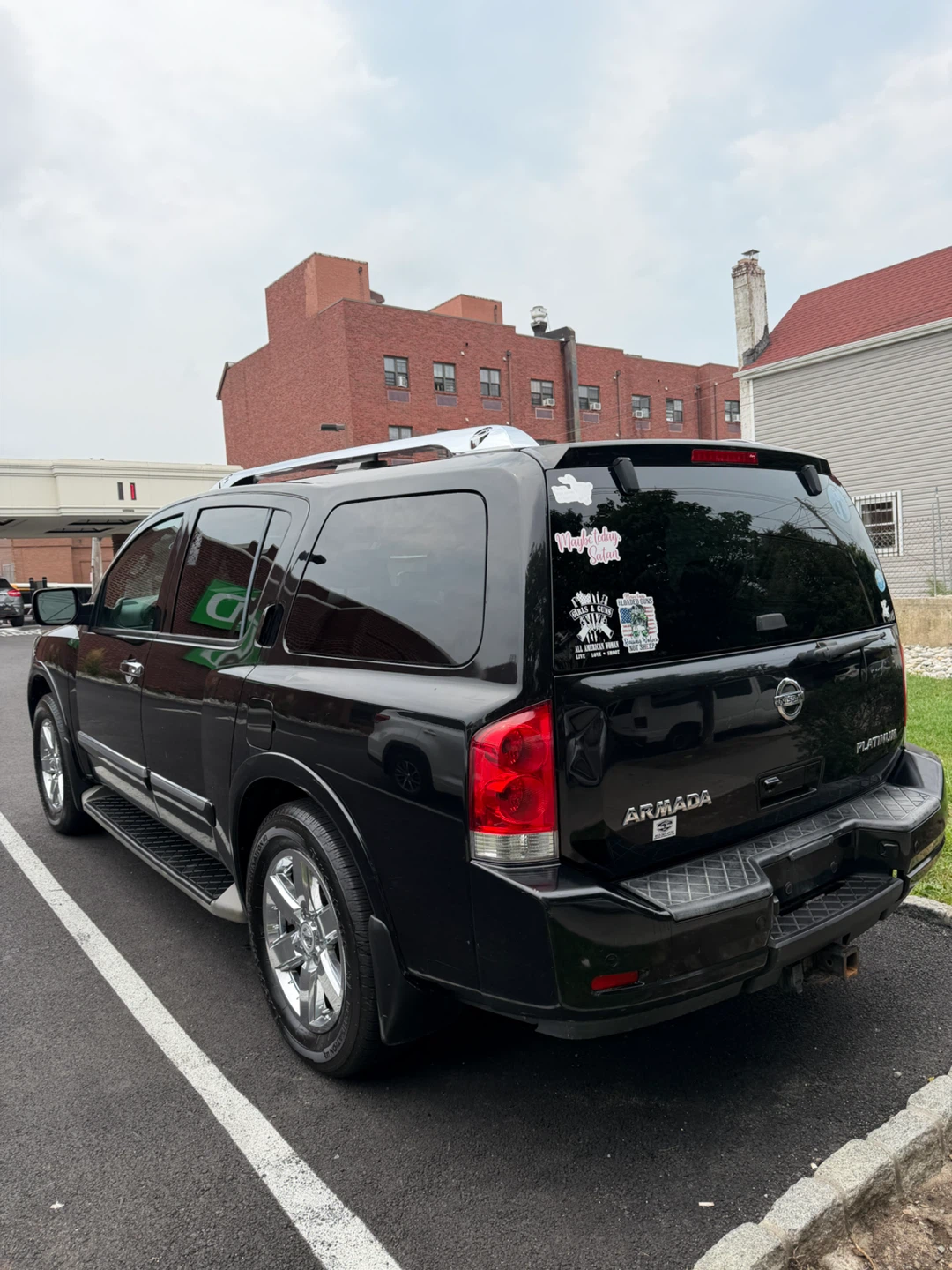 2012 Black Nissan Armada Platinum SUV - photo 5