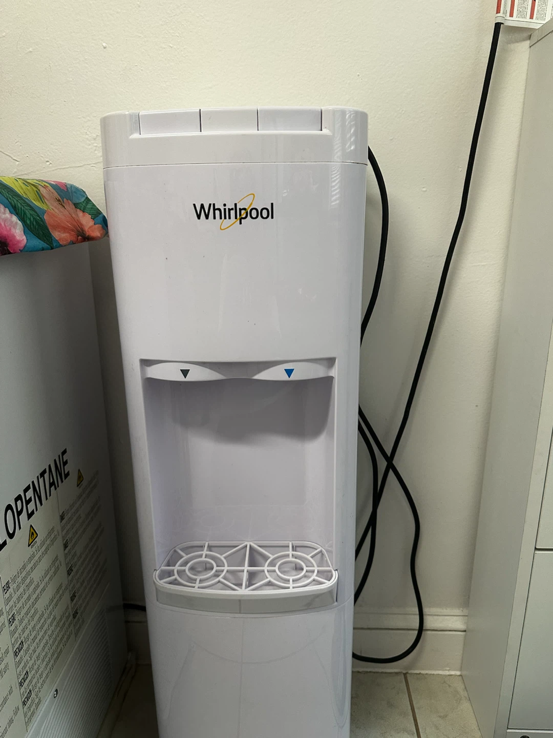Whirlpool Water Cooler - photo 3