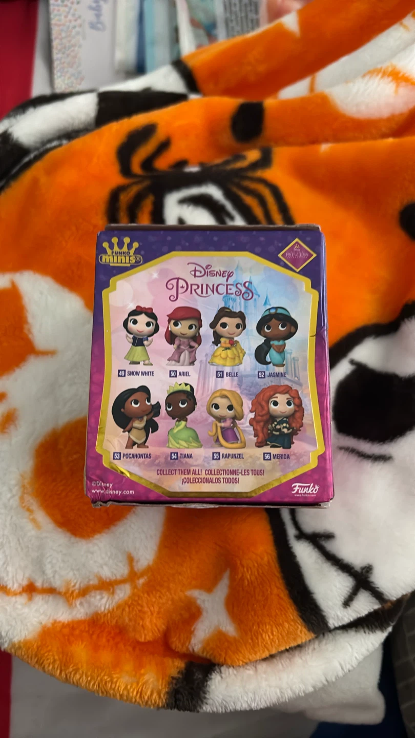 Disney Princess Belle Funko Mini Vinyl Figure #51 - photo 3