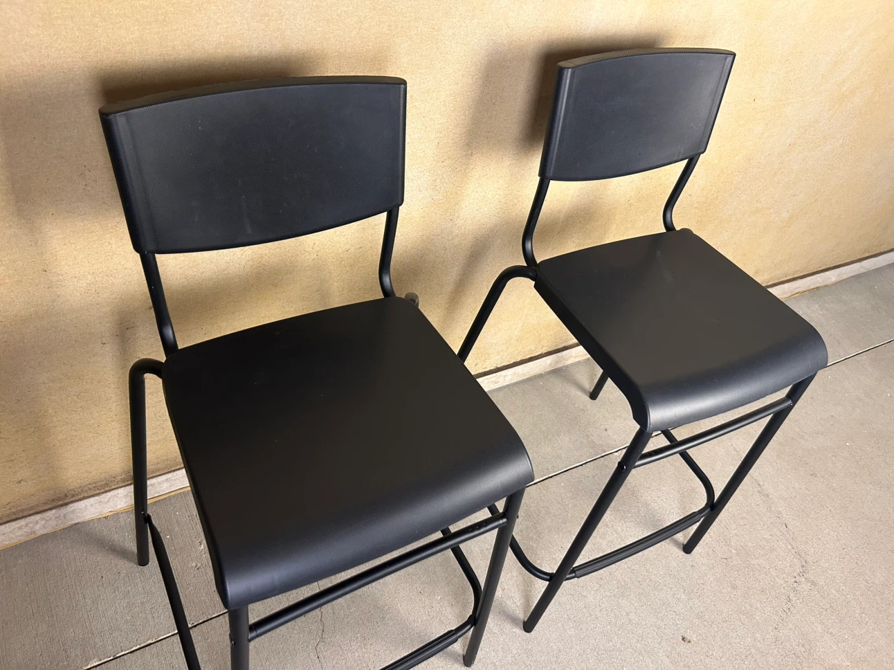 DELIVERY AVAILABLE! 2 IKEA STIG BAR STOOLS FOR $50! - photo 2