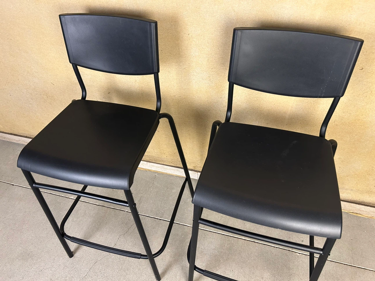 DELIVERY AVAILABLE! 2 IKEA STIG BAR STOOLS FOR $50! - photo 3