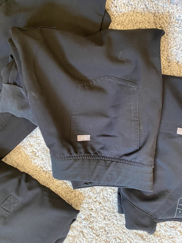 Figs scrubs - photo 5