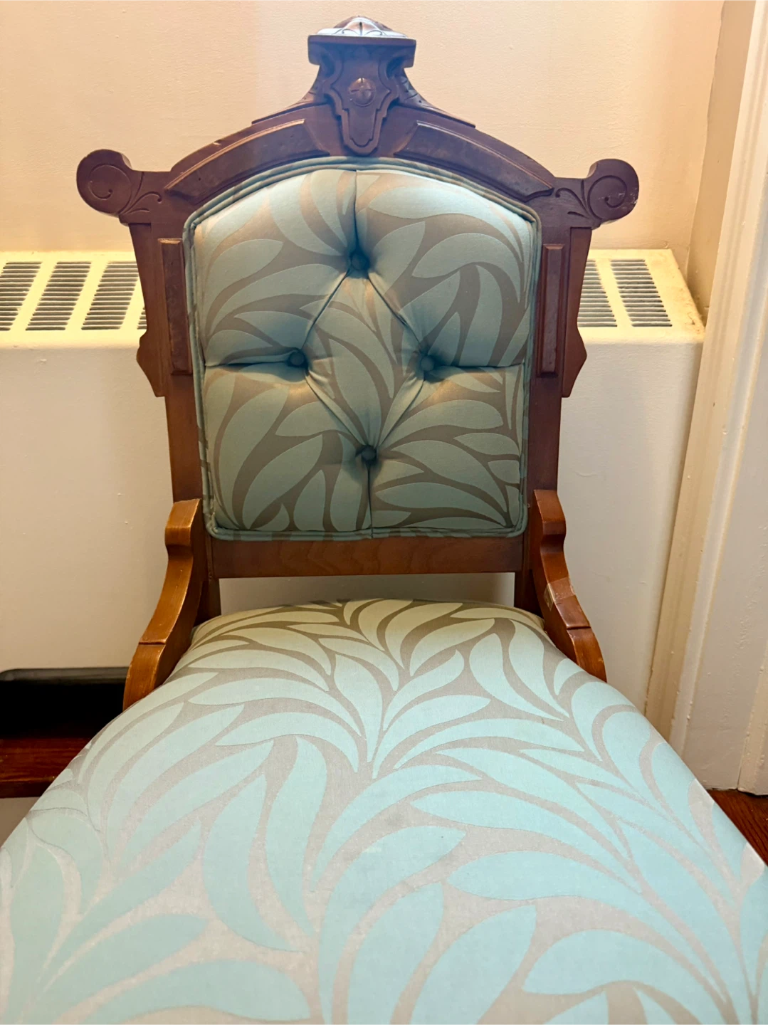 Vintage Accent Chair with Casters - photo 2