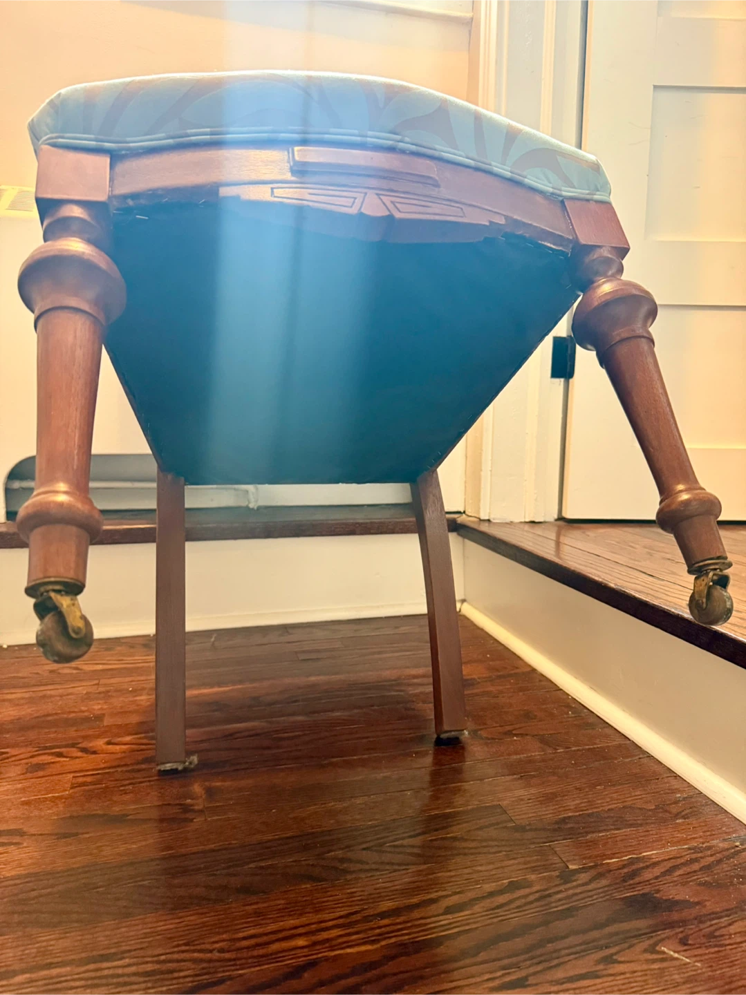 Vintage Accent Chair with Casters - photo 4