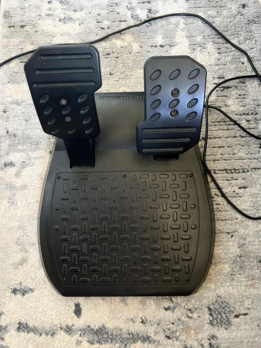 Thrustmaster T80 Racing Wheel and Pedals - photo 2