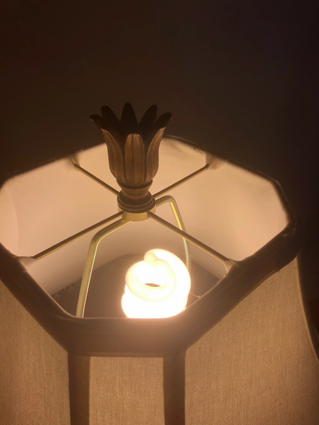 Vintage style brass floor lamp with beaded shade - photo 3