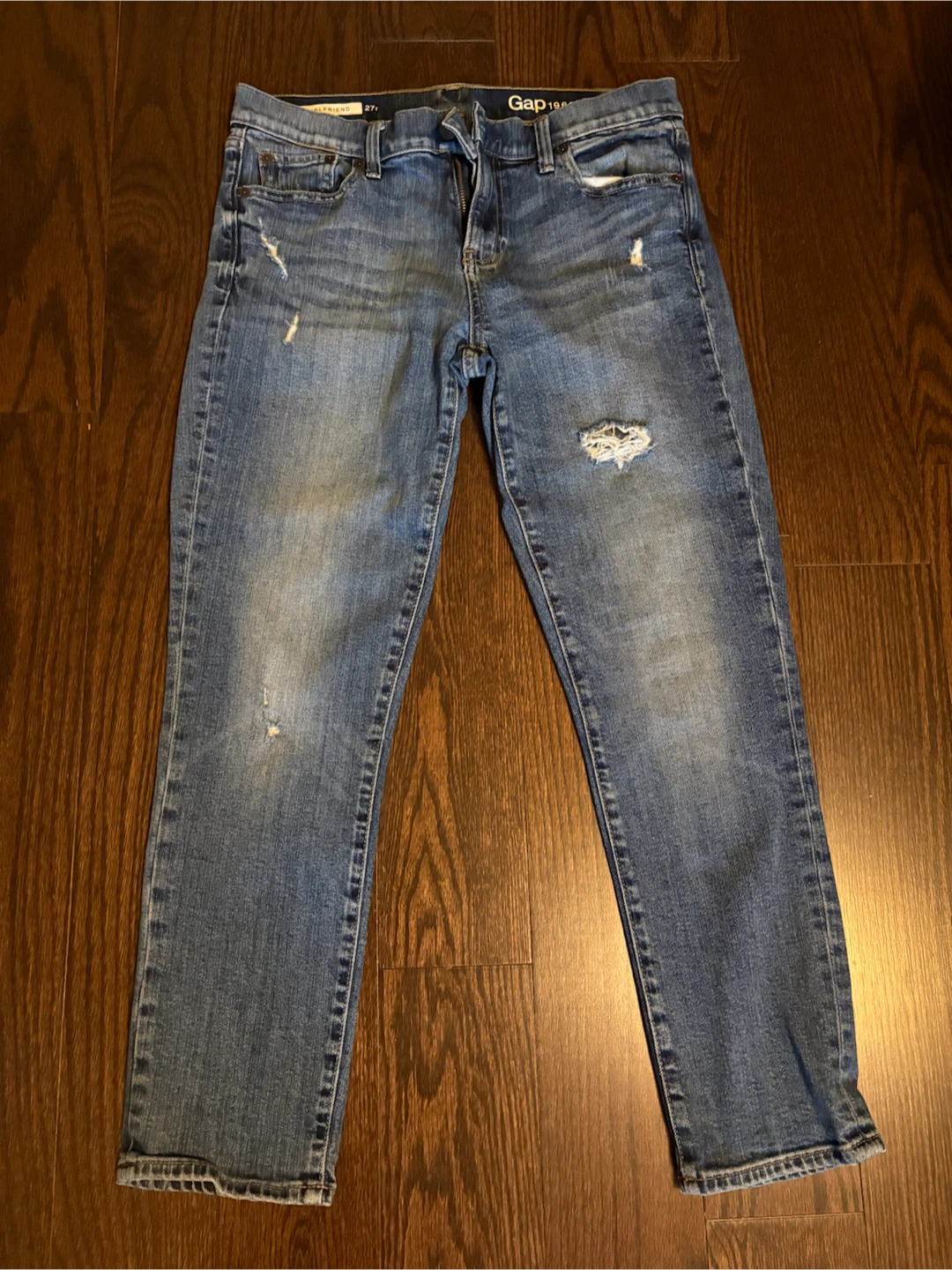 GAP Girlfriend Jeans Size 27