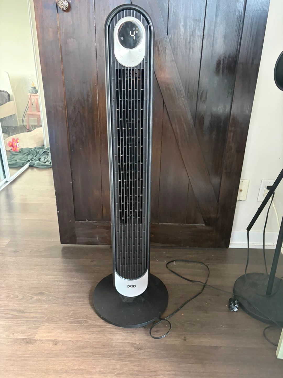 Rotating Cooling Fan with 9 Speed Settings