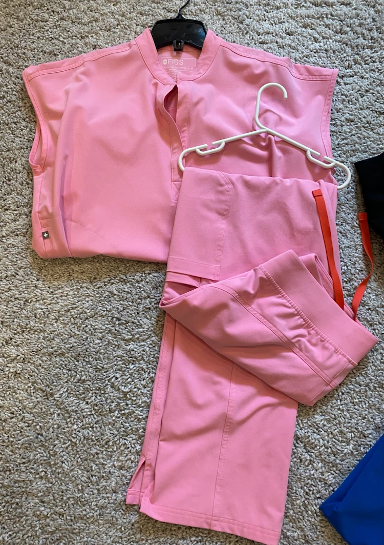 Figs scrubs - photo 5