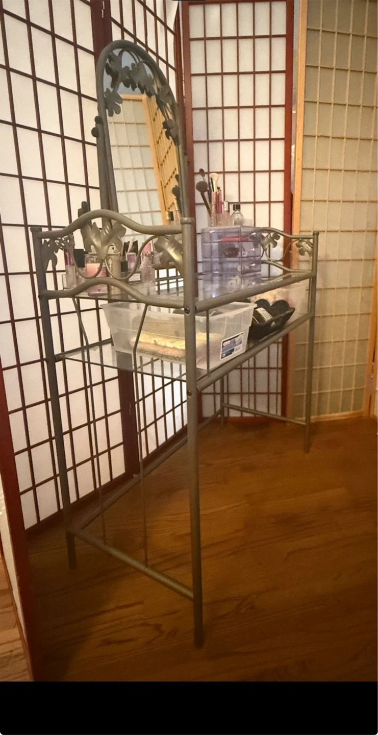 Vanity desk with mirror - photo 4