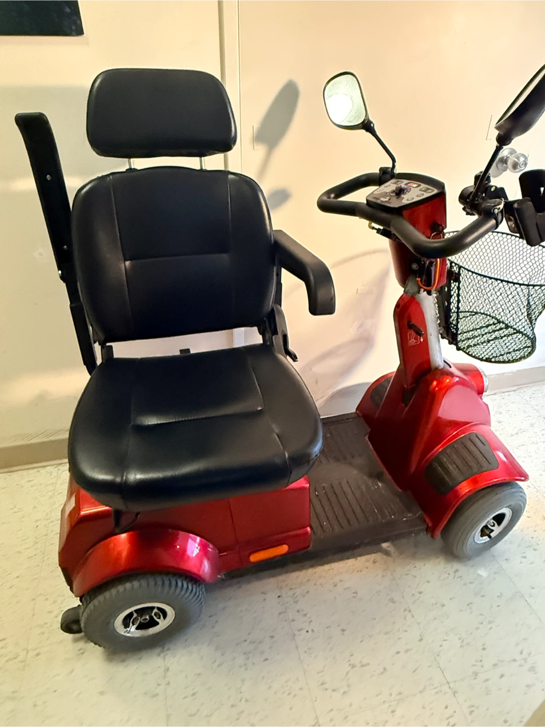 Red Mobility Scooter - photo 4