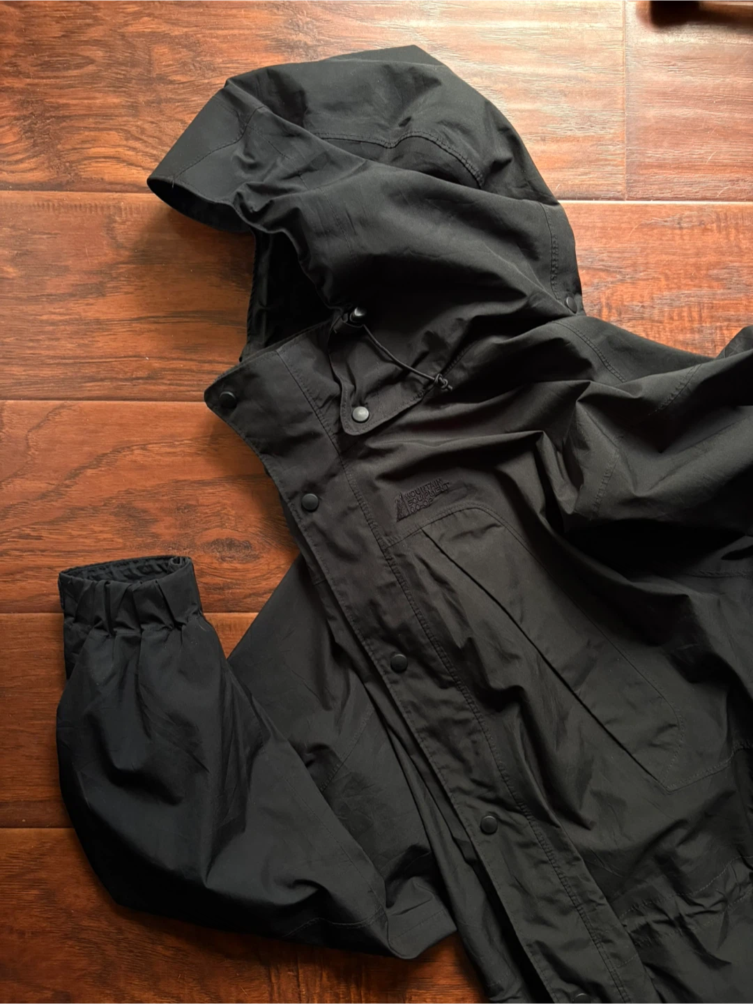 Vintage MEC Mountain Equipment Coop Goretex jacket M waterproof