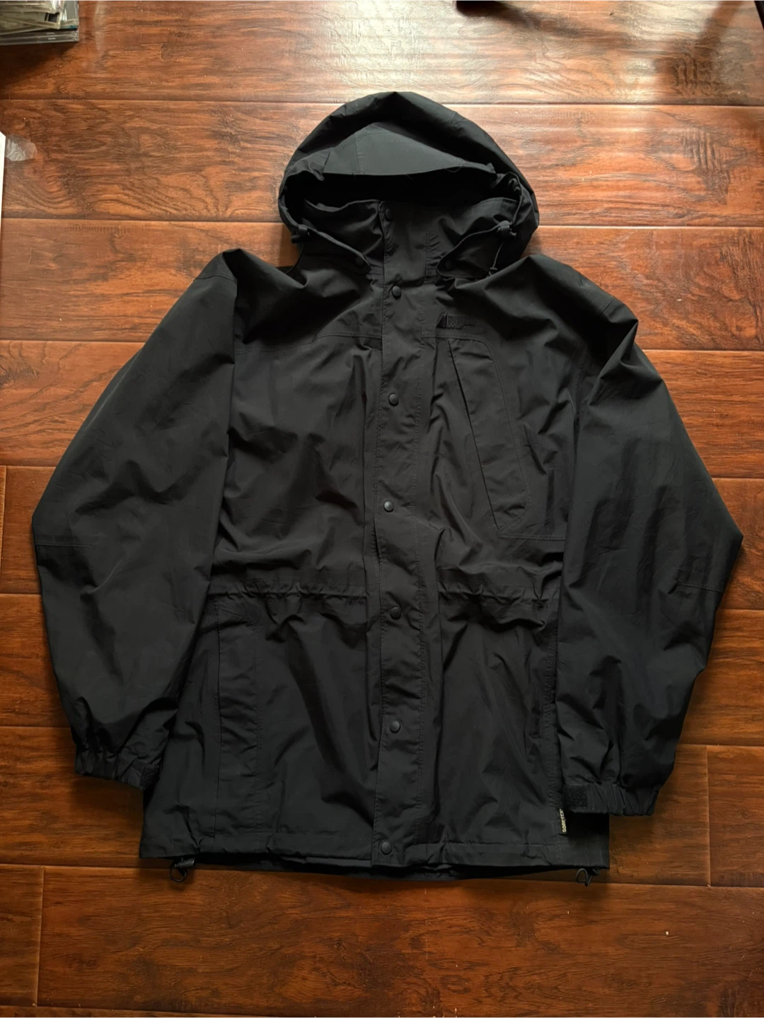 Vintage MEC Mountain Equipment Coop Goretex jacket M waterproof - photo 4