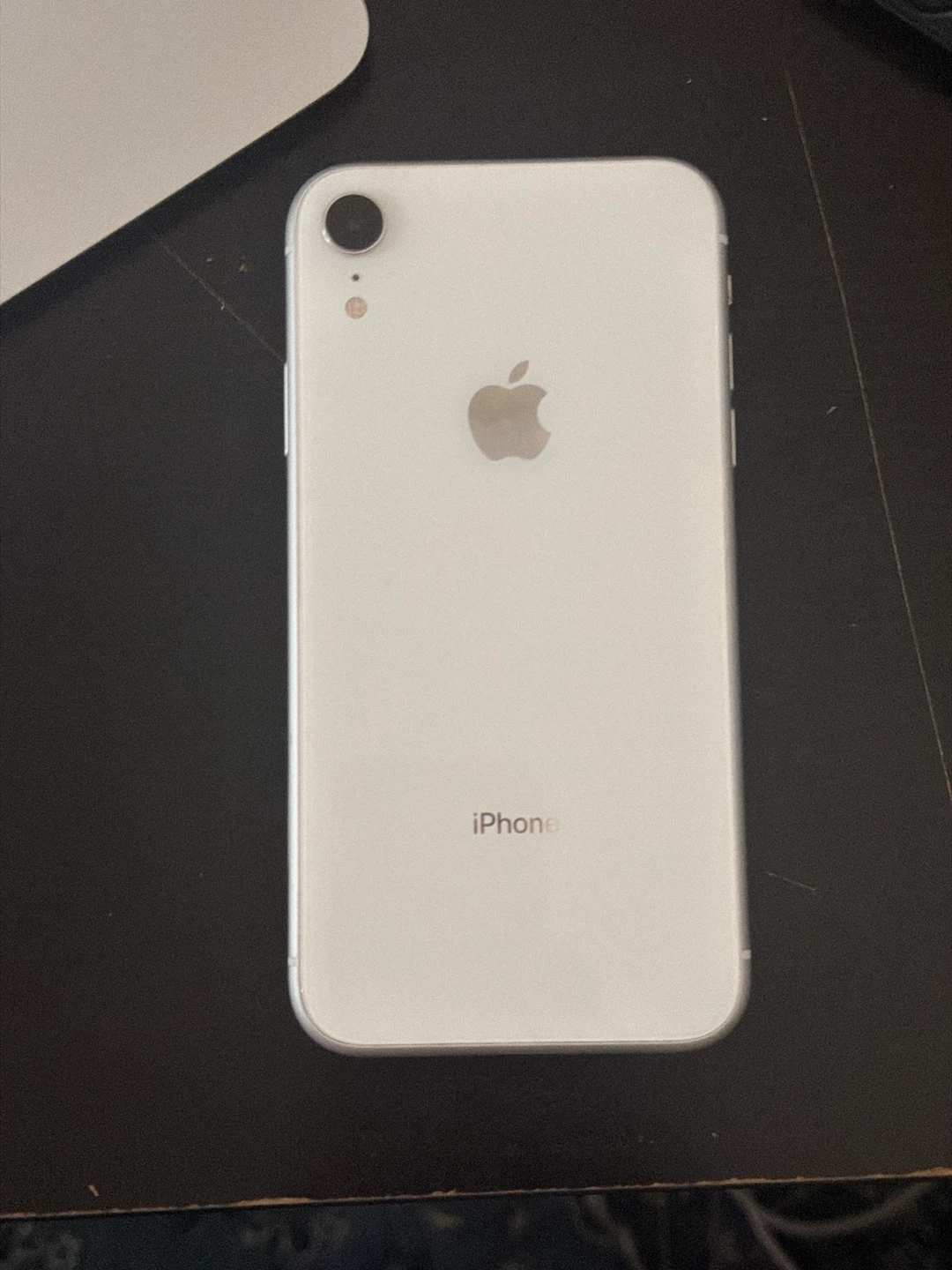 Apple iPhone XR White