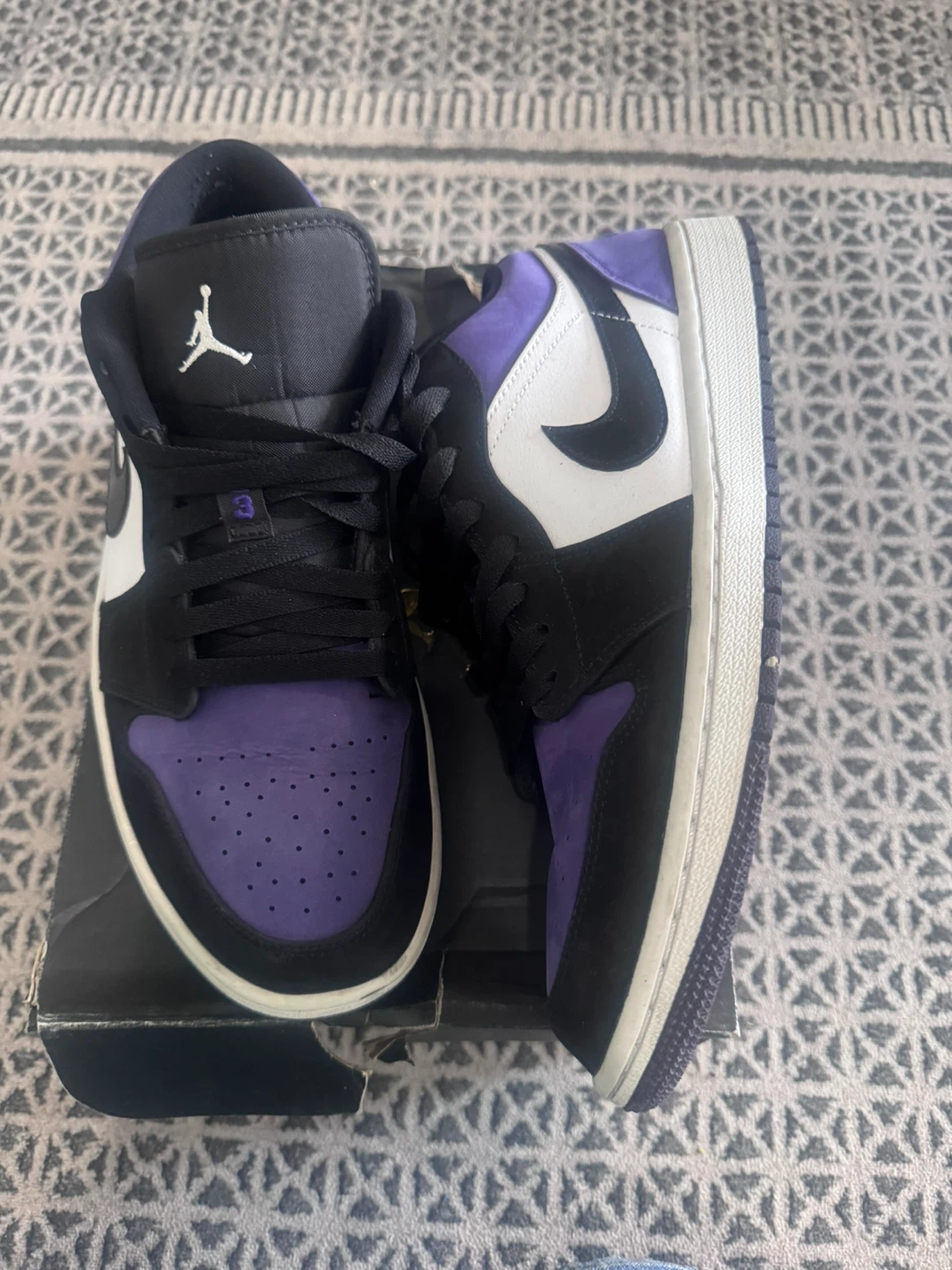 Air Jordan 1 Low Court Purple Size 10.5 - photo 2