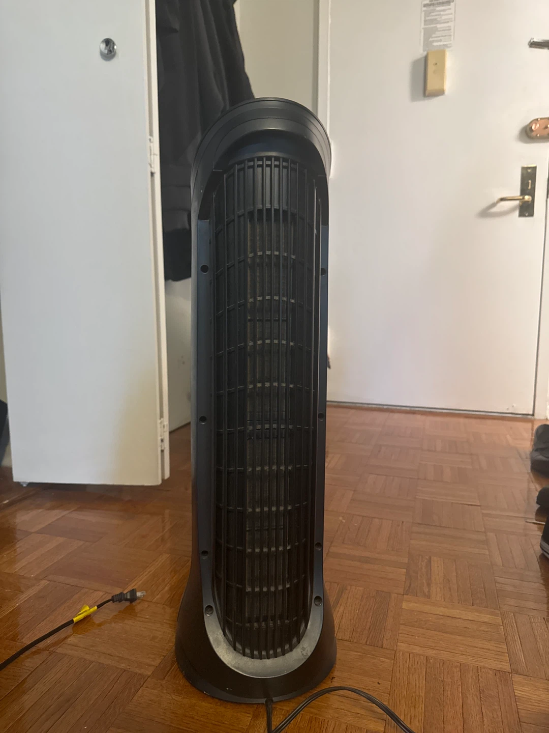 Honeywell Air Purifier Tower - photo 3