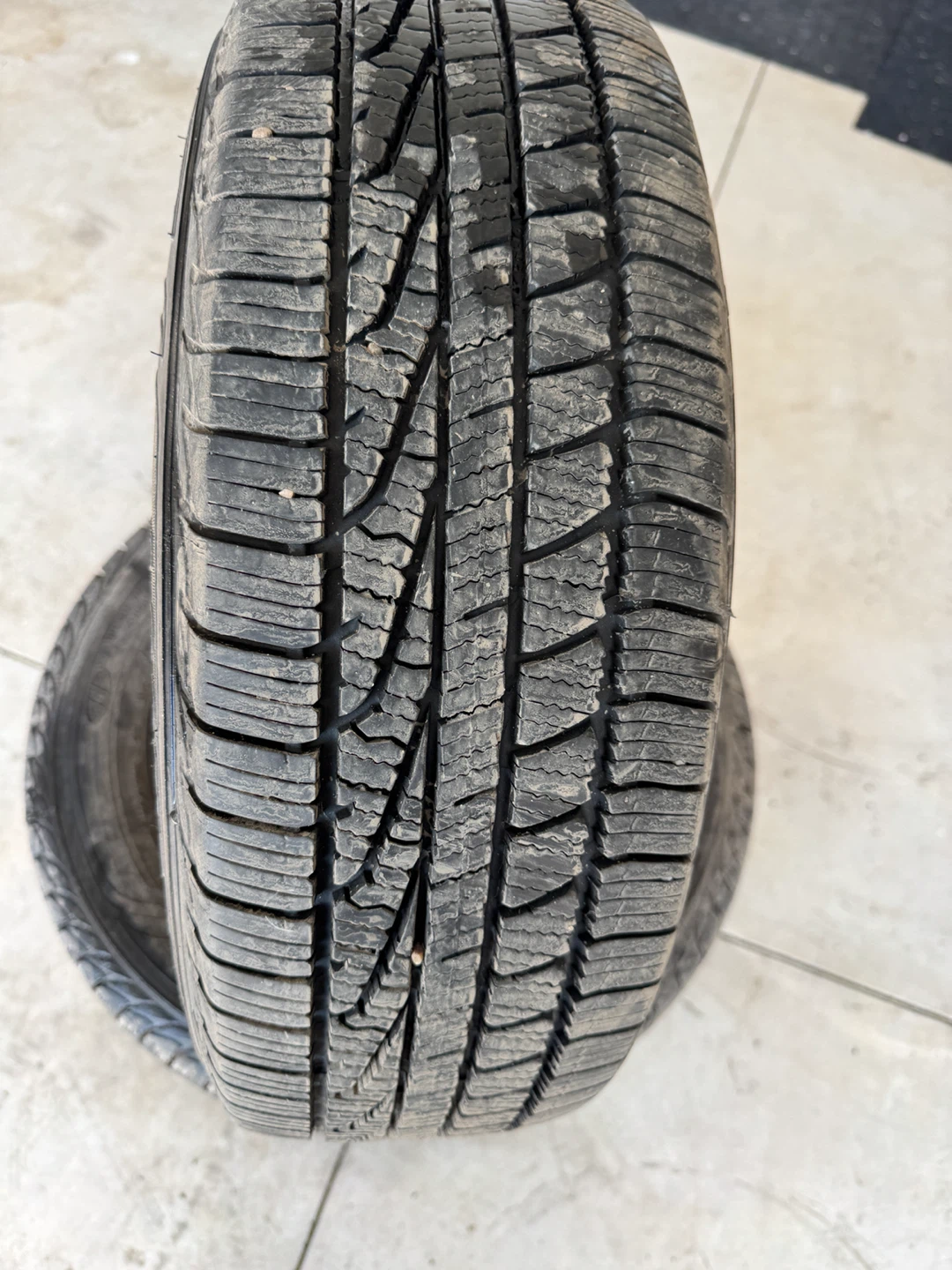 195/65r15 good year assurance weather ready set of 4 tires - photo 2