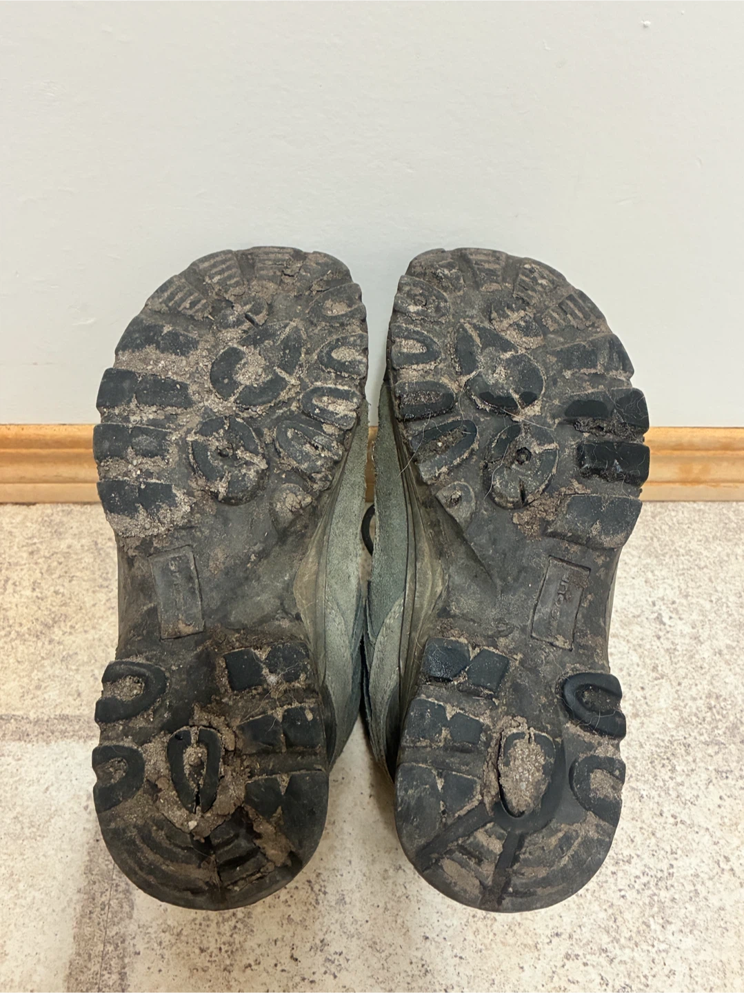 Vasque Hiking Boots - photo 4