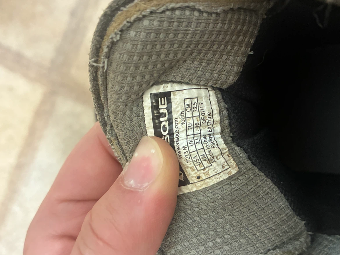 Vasque Hiking Boots - photo 5