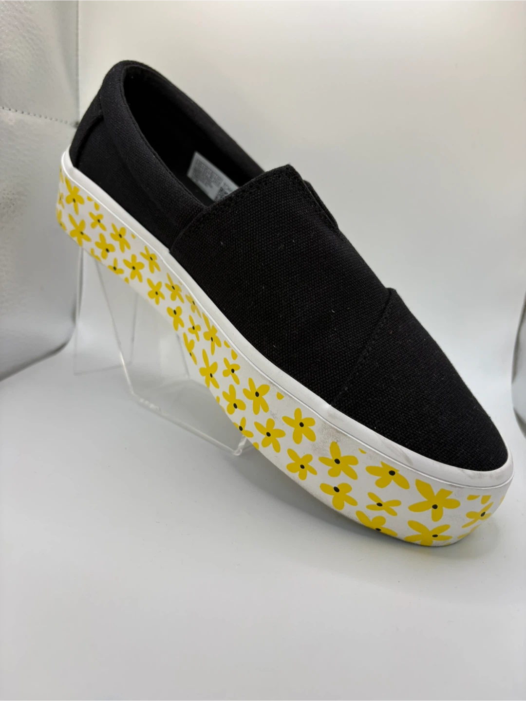 7.5 - TOMS Black Slip-On Shoes with Yellow Flowers - Size 7.5 - photo 3