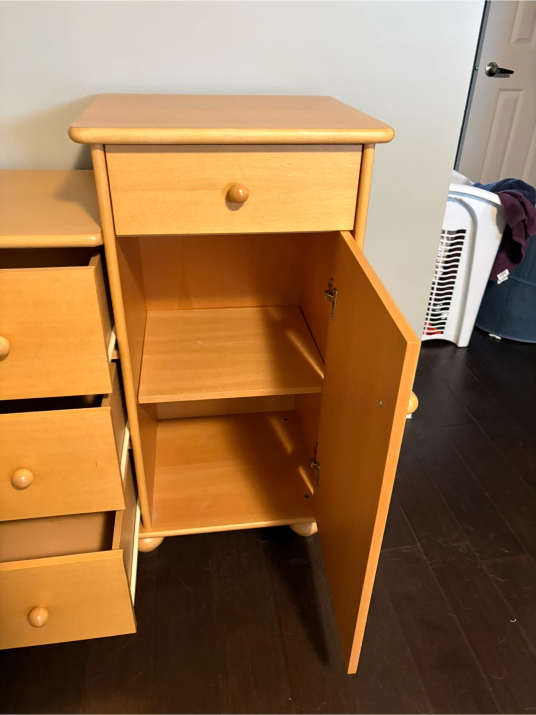 Pine dresser for kids room - photo 3