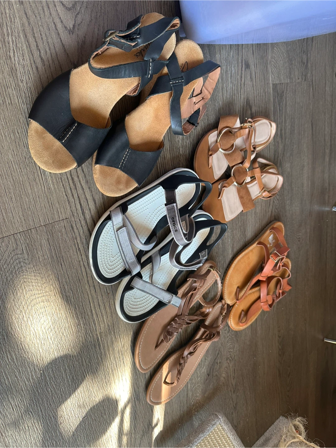 Women sandals