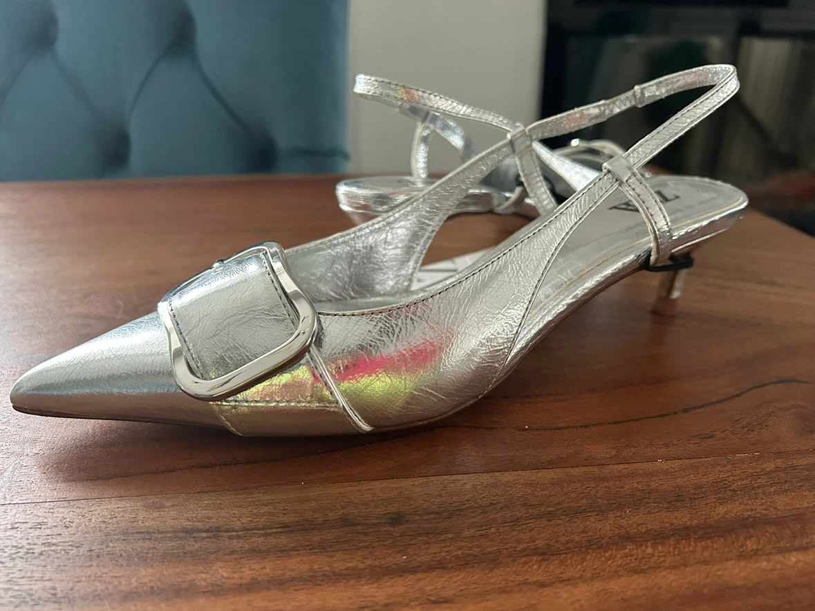 7.5 - NEW with Tag! ZARA Silver Slingback Heels - photo 3