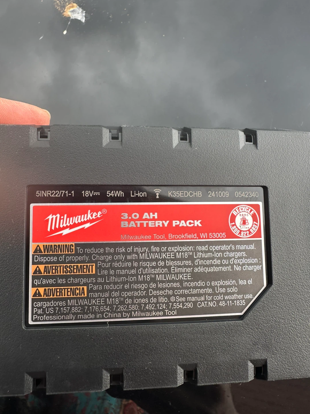 Milwaukee M18 REDLITHIUM HIGH OUTPUT CP3.0 Battery - photo 3