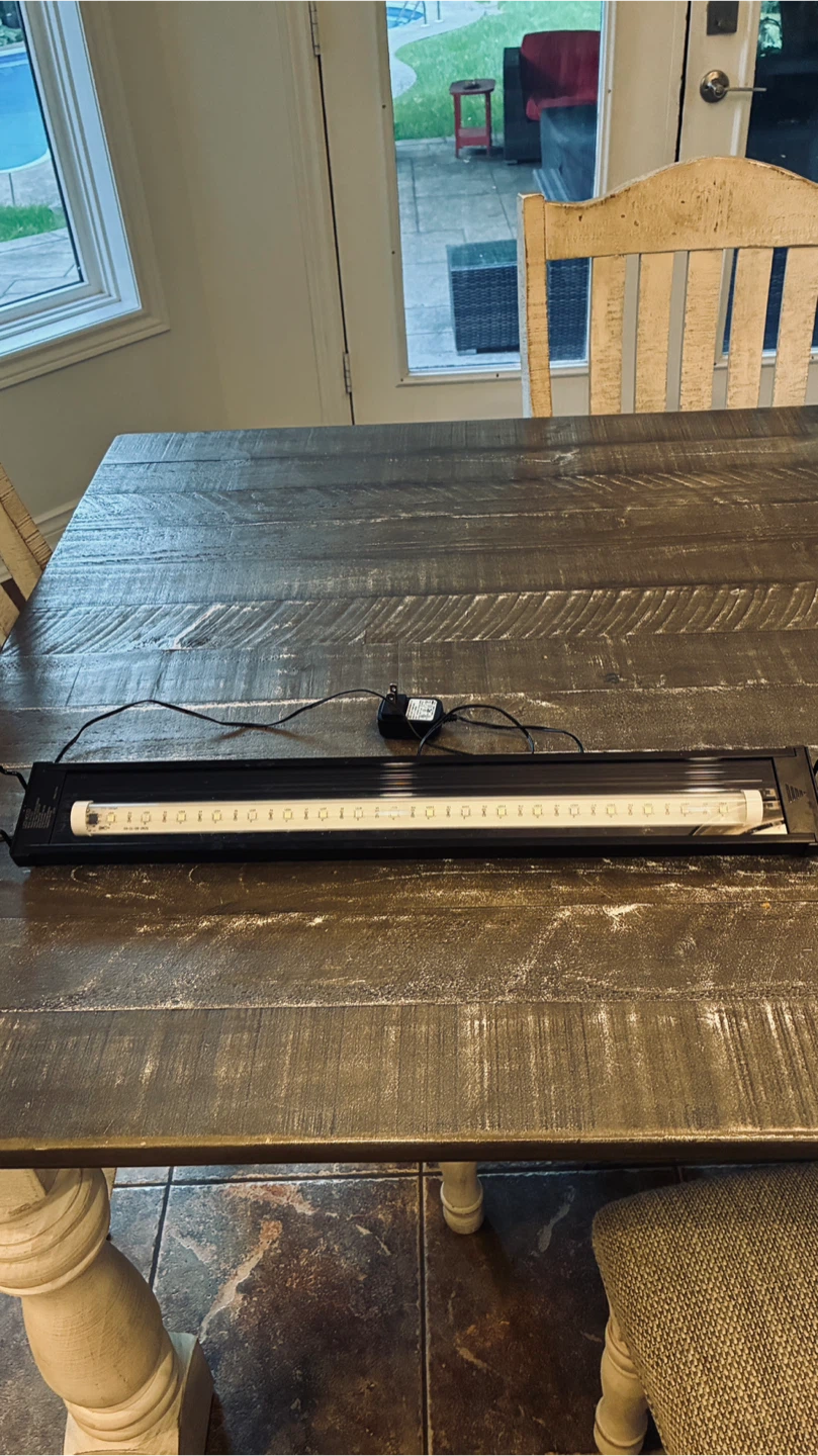 24” long aquarium light