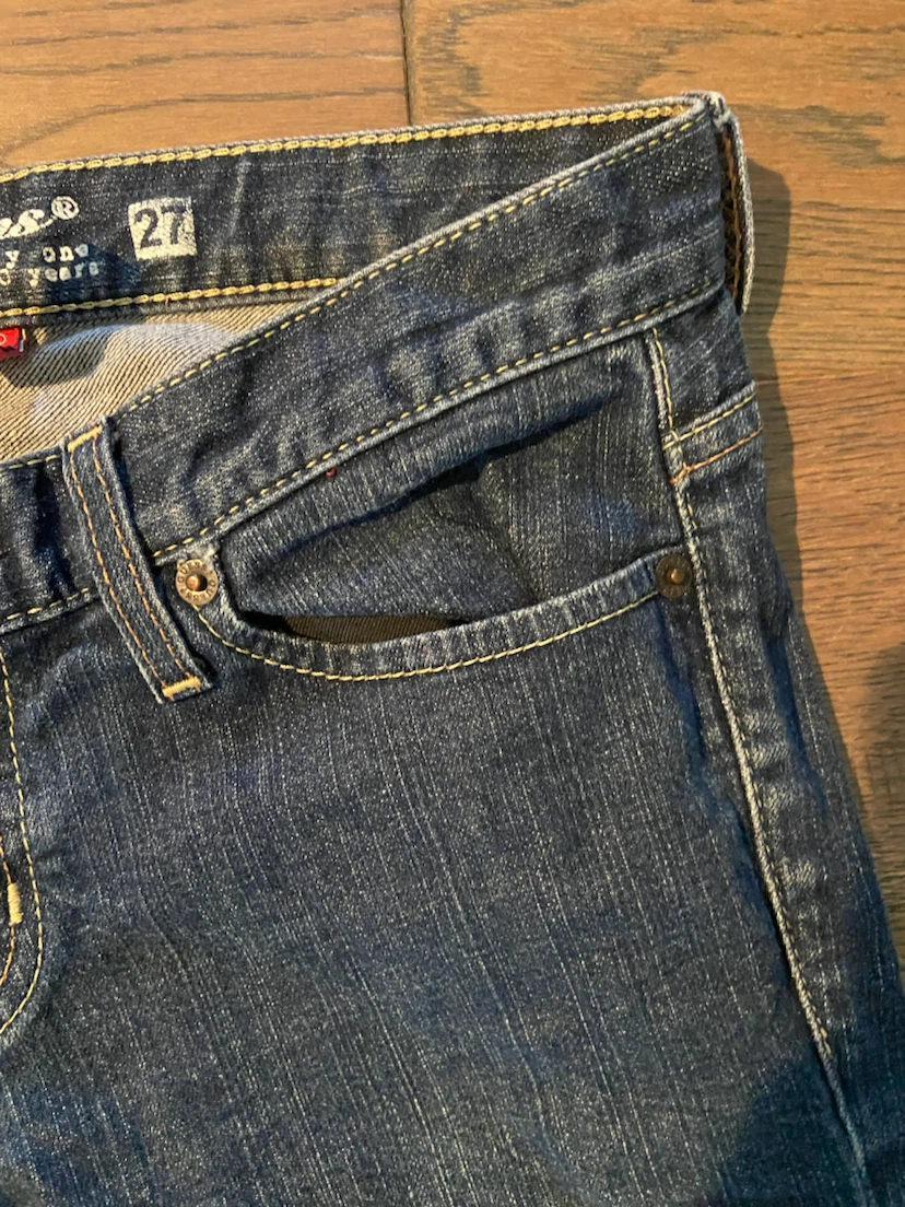 EUC: Vintage Y2K Low-Rose Guess Skinny Jeans Size 27 - photo 4