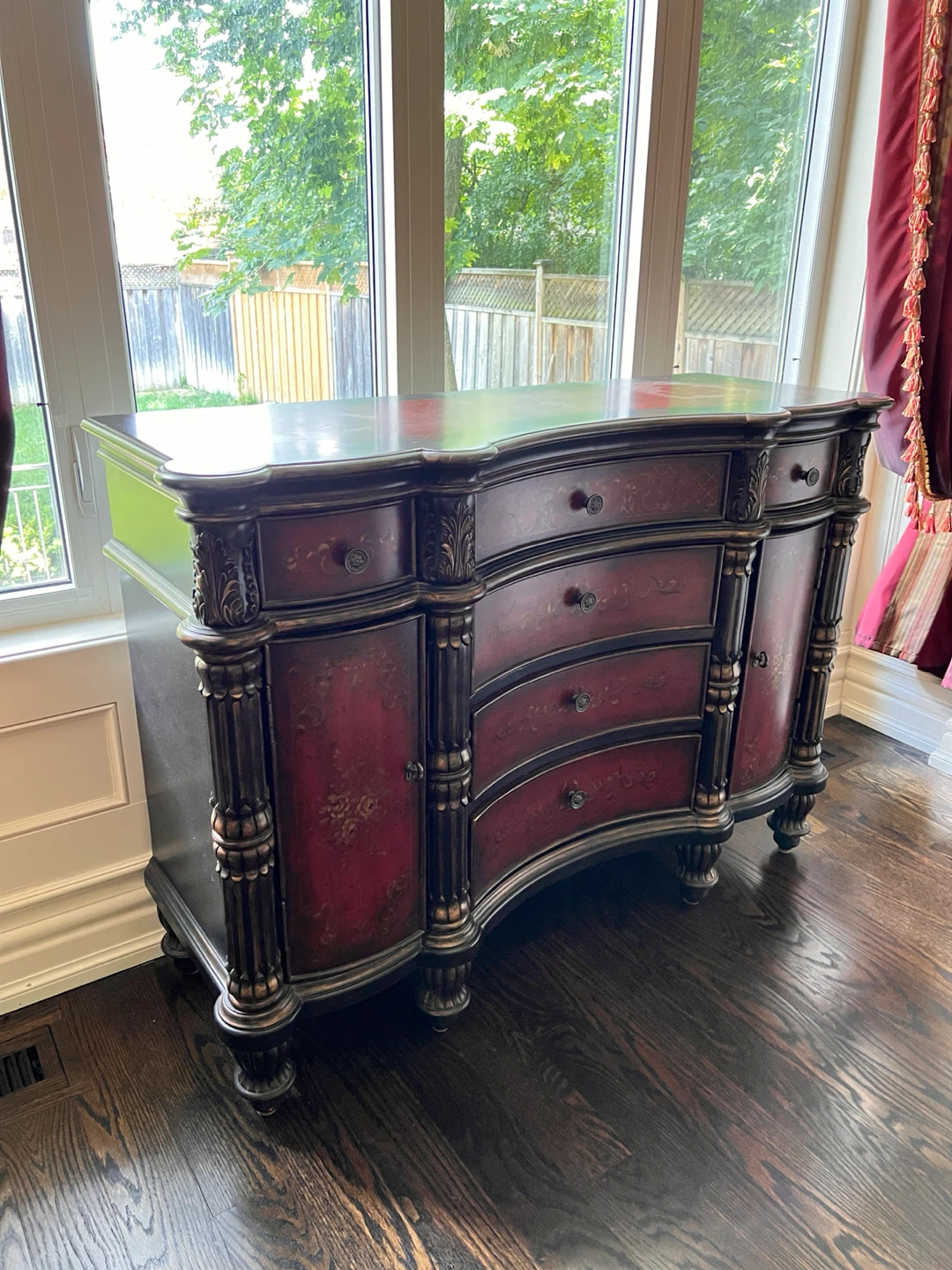 Pulaski Antique Red and Gold Sideboard Console Table - photo 2