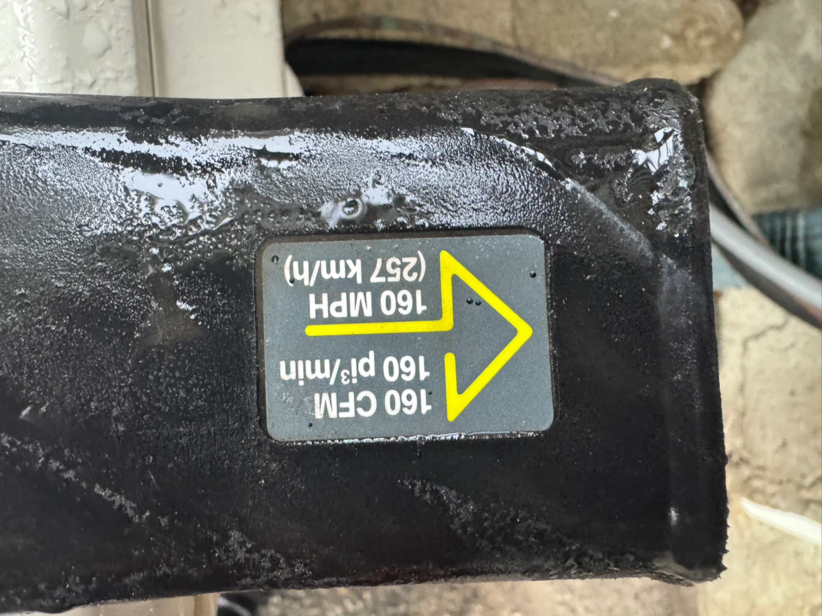 Yardworks 160 cfm electric leaf blower - photo 3