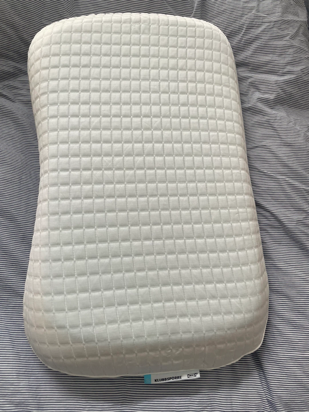 IKEA KLUBBSPORRE Ergonomic Pillow - photo 4